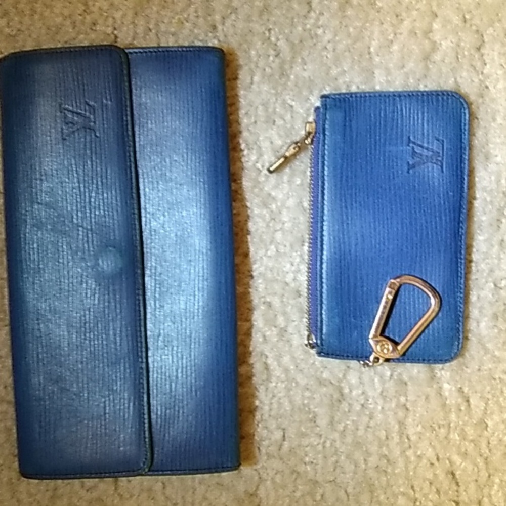 Blue. Lv full  wallet  1990s  Small change ,key holder  Blue